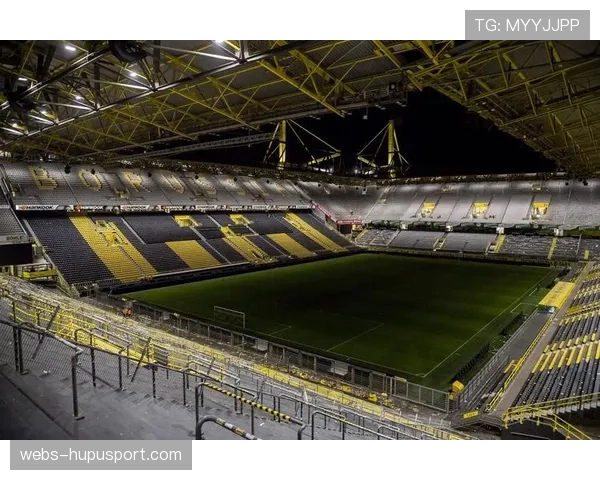 多特蒙德伊杜纳信号公园球场升级灯光系统，旨在为高速攻防提供更佳视觉环境